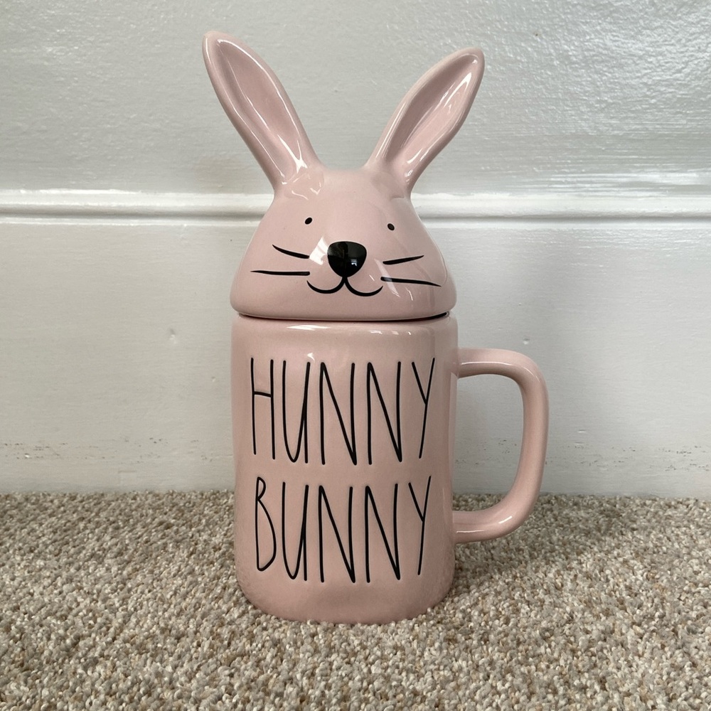 NWOT Hunny Bunny Rae Dunn  Easter Spring Mug with Topper Farmhouse Artisan